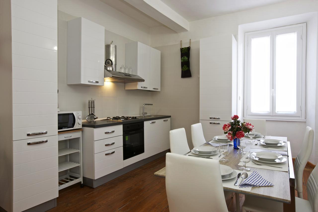Appartamenti Vista Isola Verbania Ngoại thất bức ảnh